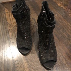 VINCE CAMUTO BOOTIES - BLACK OR TAN OPTION